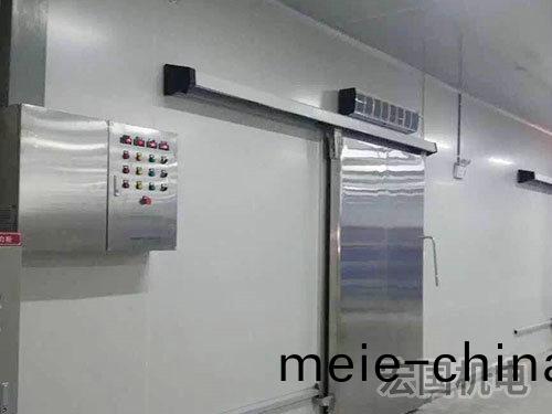 楚(chu)牛香(xiang)食(shi)品(pin)冷凍(dong)冷藏(cang)庫