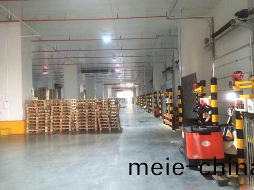 大型(xing)物流(liu)冷庫(ku)