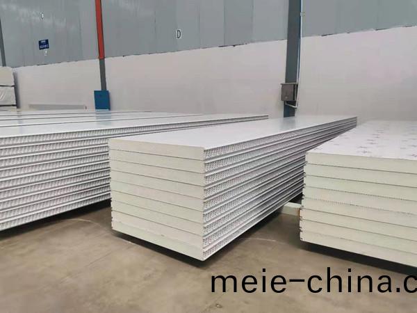 機(ji)製(zhi)聚氨(an)酯冷庫闆(ban)介(jie)紹